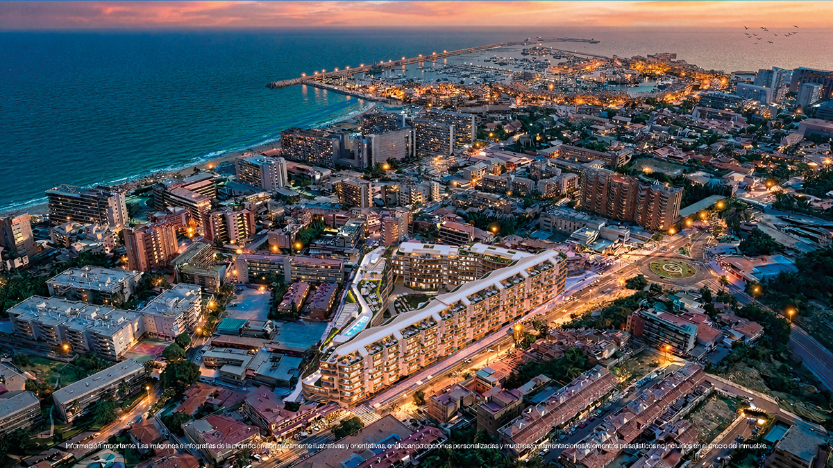Luchtfoto MAGNA Torremolinos aan de Costa del Sol